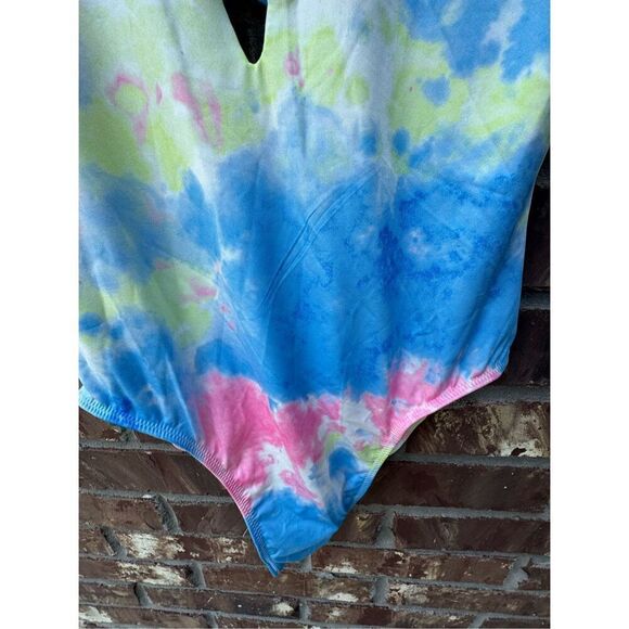 Chaser one piece swimwear size medium multi colored blue, green and pink, no fla - Picture 4 of 12